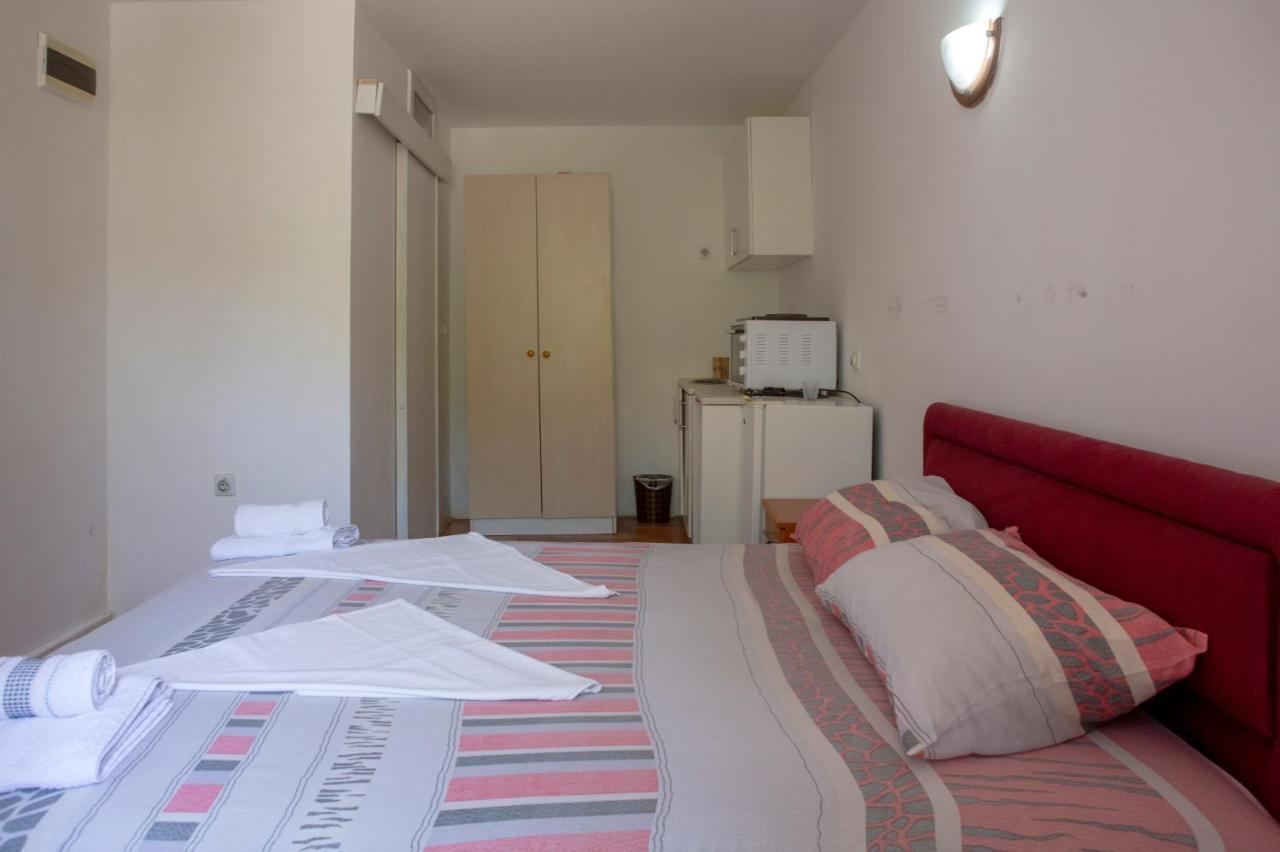 Family Apartments Vukcevic ชานจ์ ภายนอก รูปภาพ