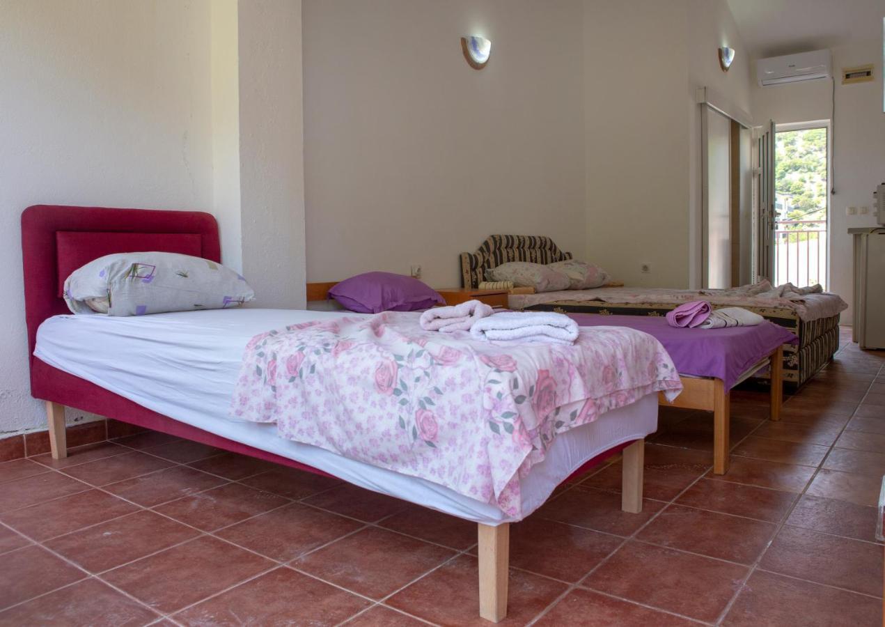 Family Apartments Vukcevic ชานจ์ ภายนอก รูปภาพ