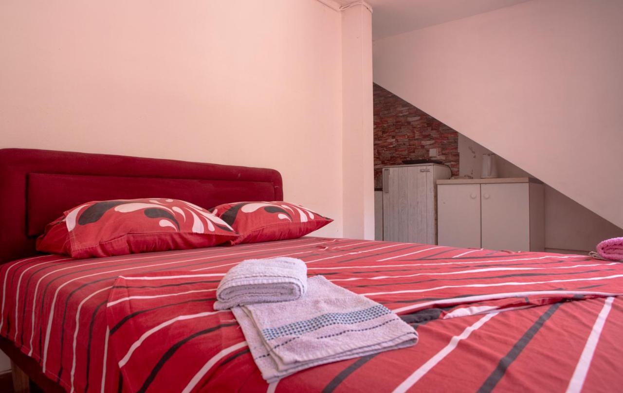 Family Apartments Vukcevic ชานจ์ ภายนอก รูปภาพ